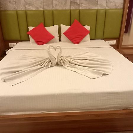 Panposh The Prestige Hotel & Convention מראה חיצוני תמונה