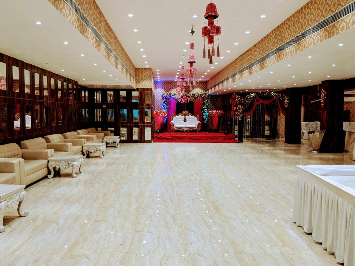 Panposh The Prestige Hotel & Convention מראה חיצוני תמונה