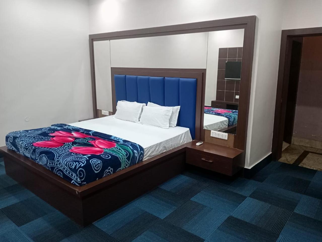 Panposh The Prestige Hotel & Convention מראה חיצוני תמונה