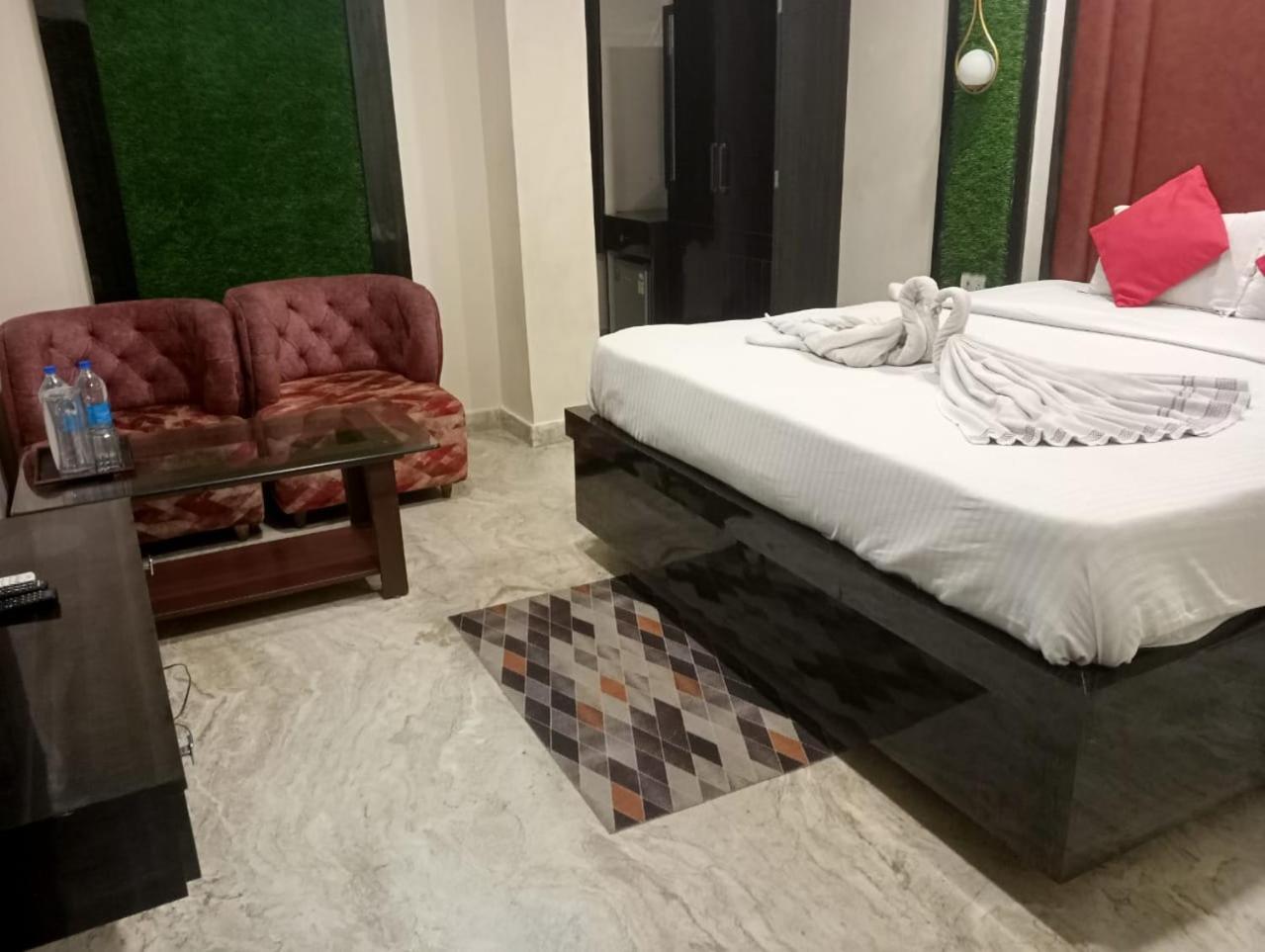 Panposh The Prestige Hotel & Convention מראה חיצוני תמונה
